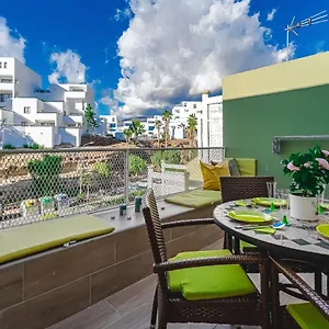 Orlando. Amazing Location. Completely Renovated! , Costa Adeje (Tenerife) España